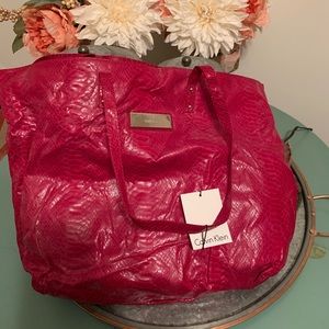 Calvin Klein shoulder tote bag. NWT